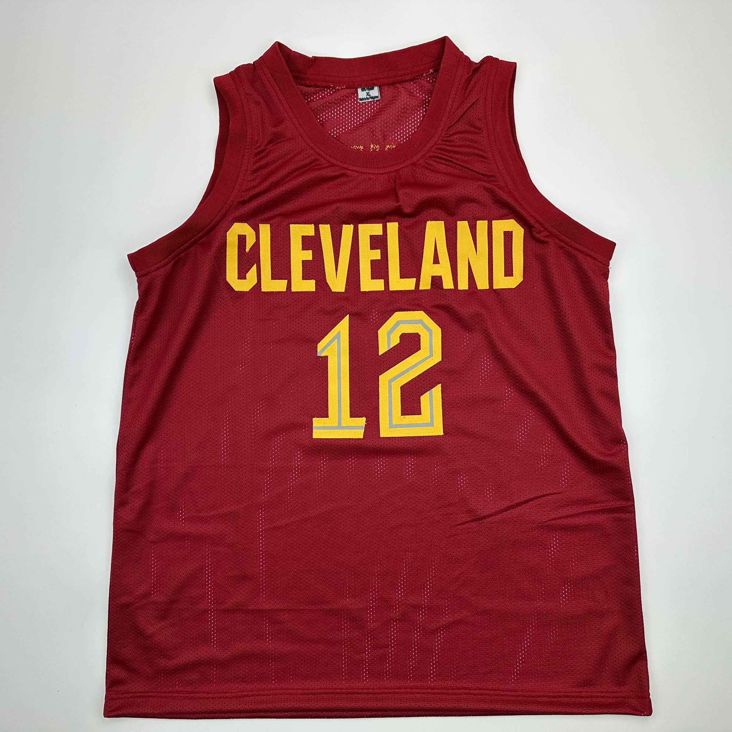 Facsimile Autographed De’Andre Hunter Cleveland Red Reprint Laser Auto Basketball Jersey Size Men's XL