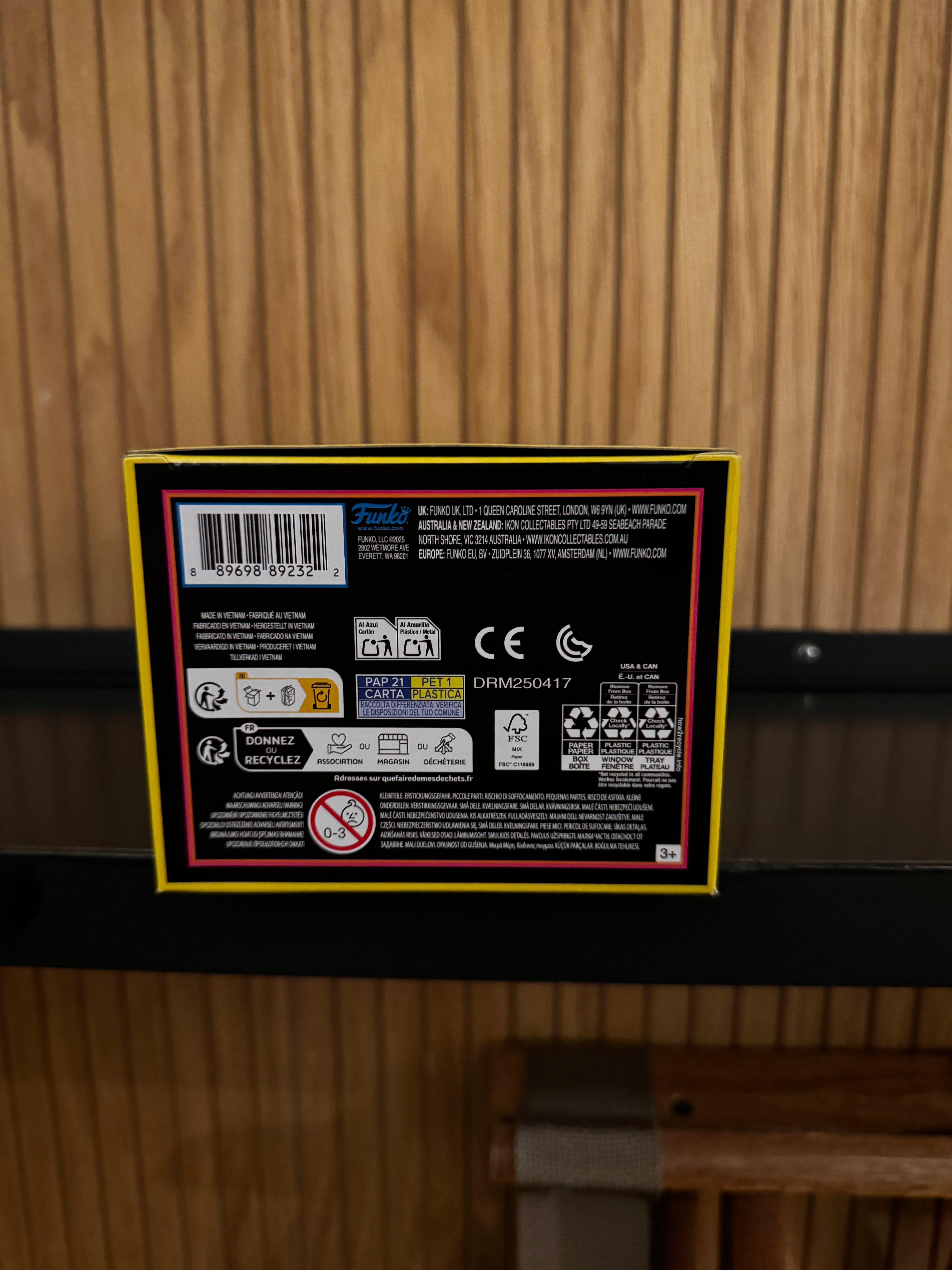 Funko Fundays Experience 2025: Pop! Originals Freddy Funko as Voltron (Blacklight) LE1500