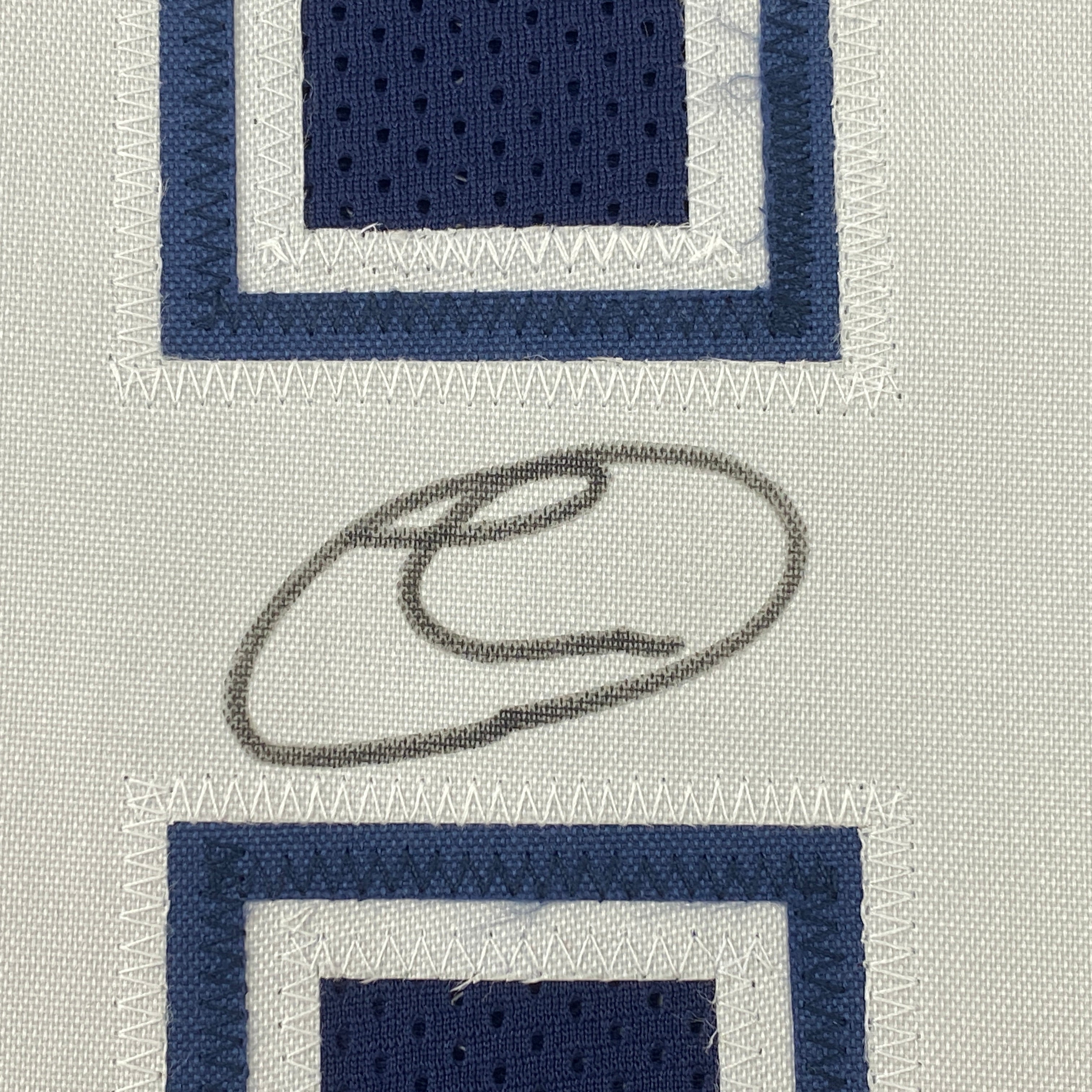 Autographed/Signed CeeDee Lamb Dallas Split White/Blue Football Jersey JSA COA
