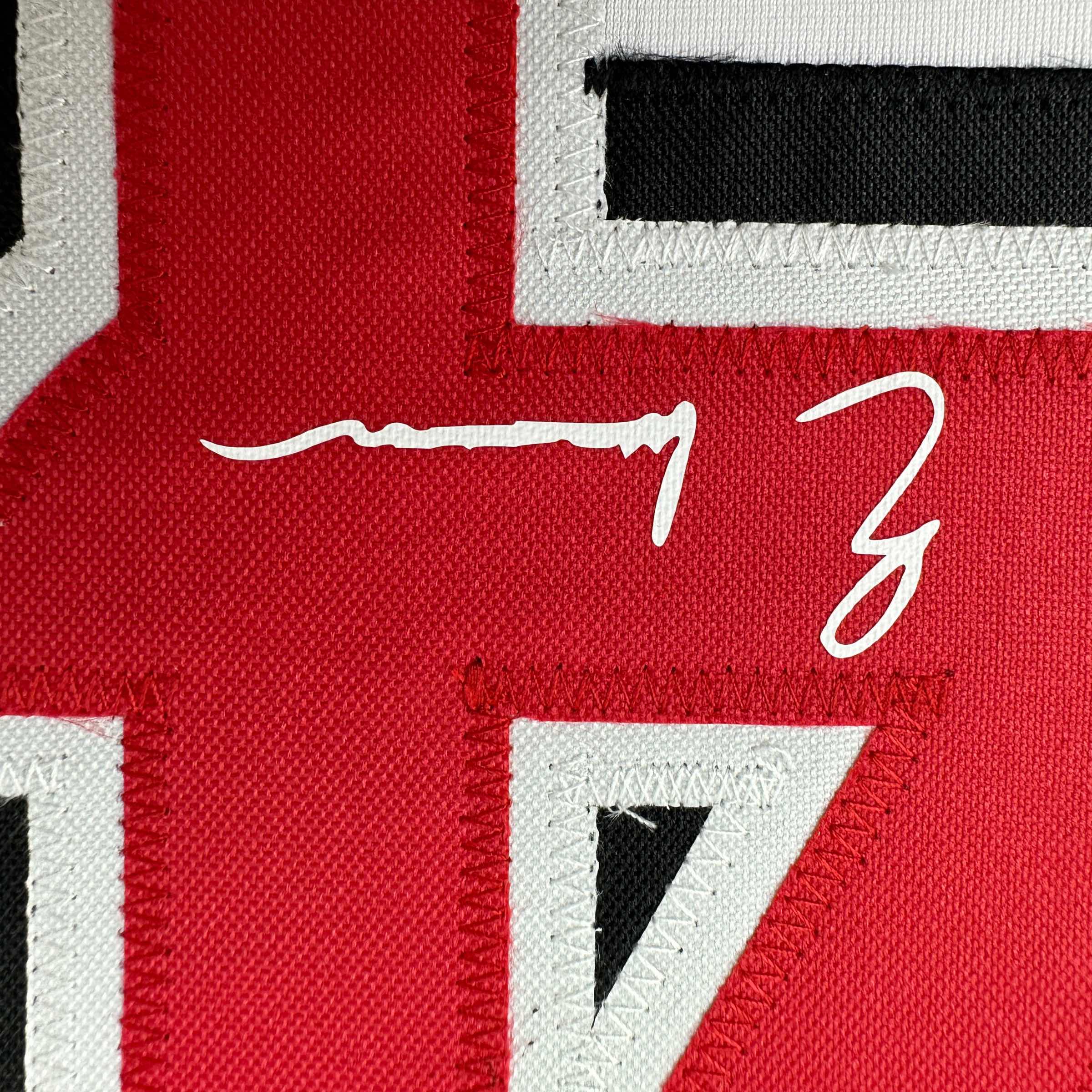 Facsimile Autographed Elly De La Cruz Cincinnati White Reprint Laser Auto Baseball Jersey Size Men's XL