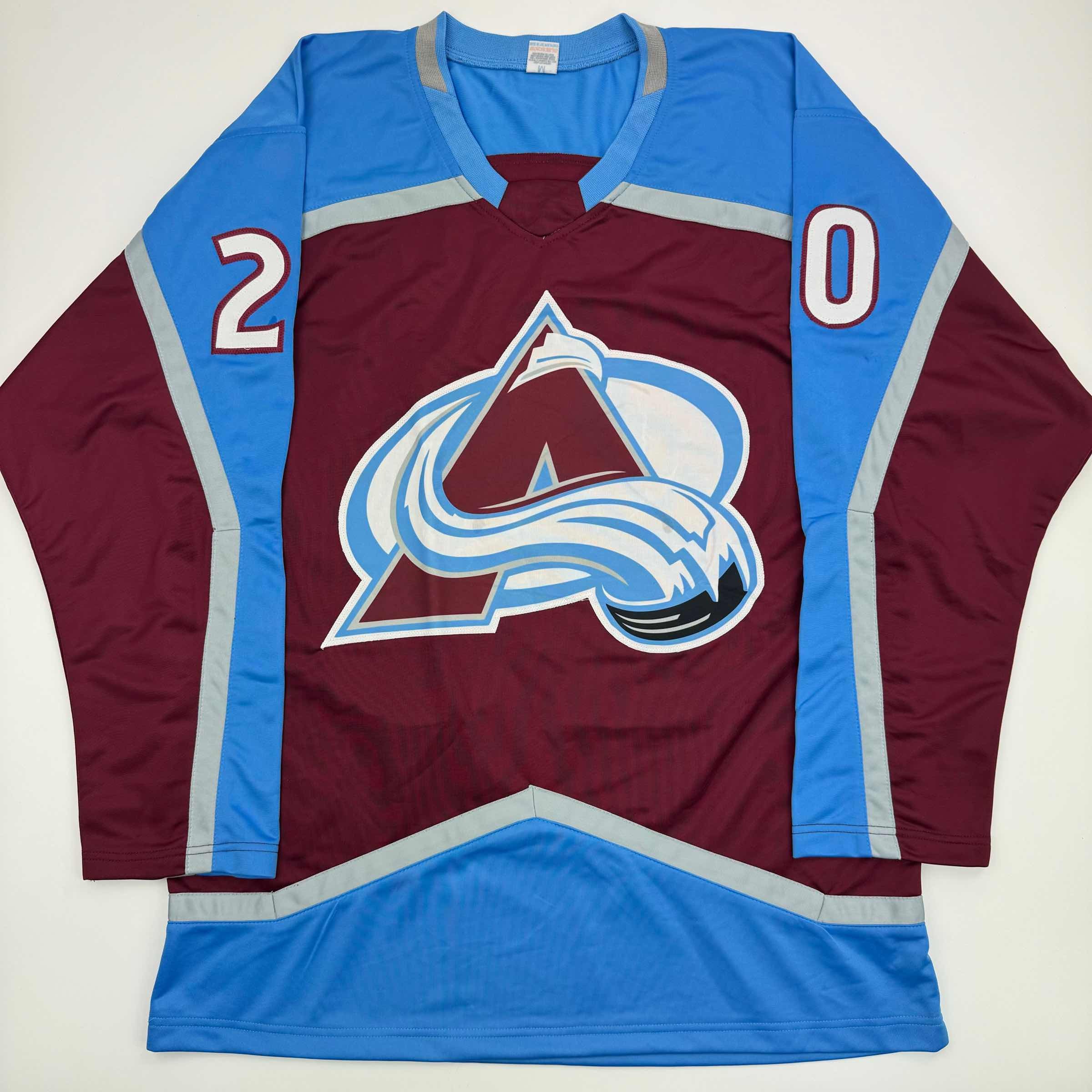 Autographed/Signed Ross Colton Colorado Maroon Hockey Jersey Beckett BAS COA