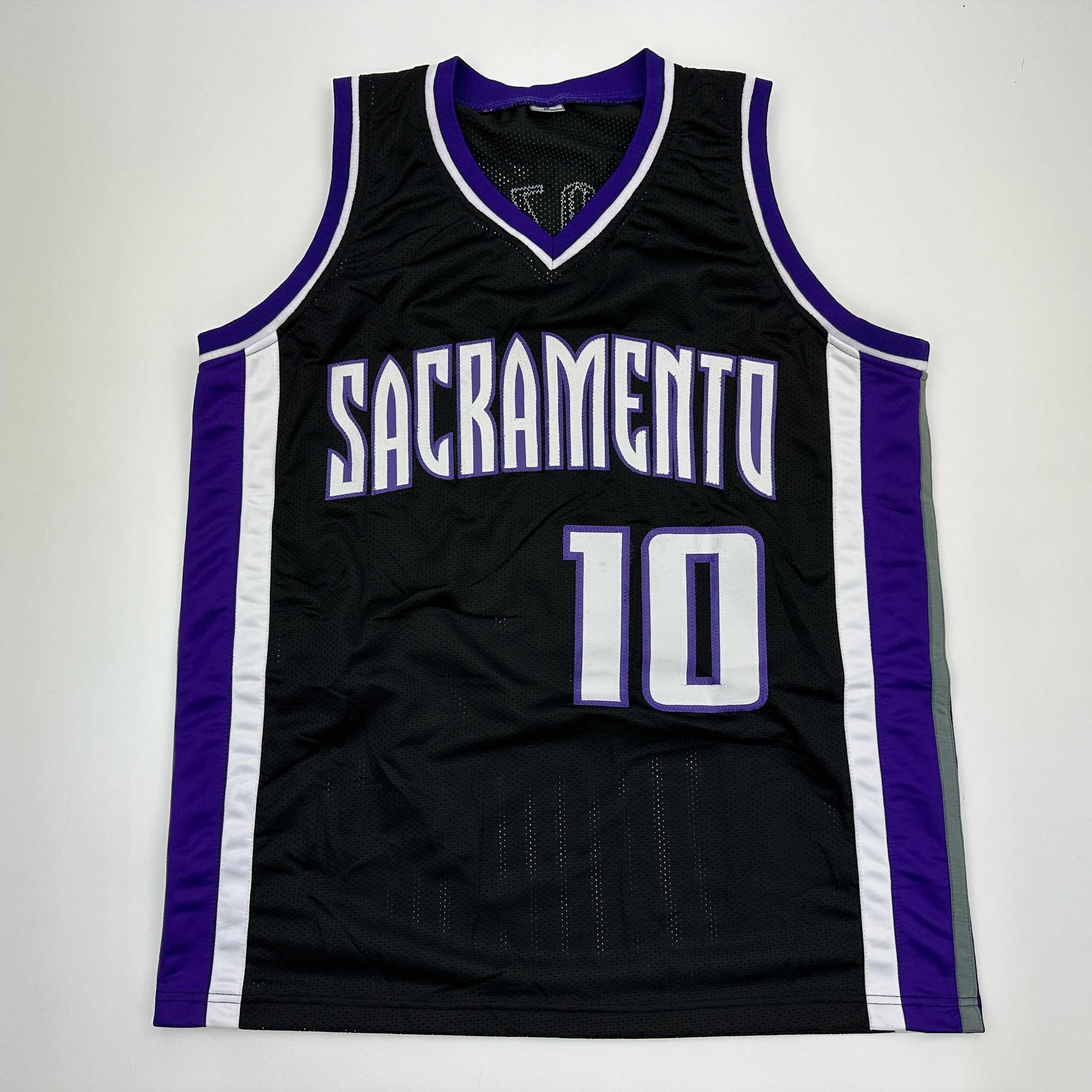 Facsimile Autographed DeMar DeRozan Sacramento Black Reprint Laser Auto Basketball Jersey Size Men's XL