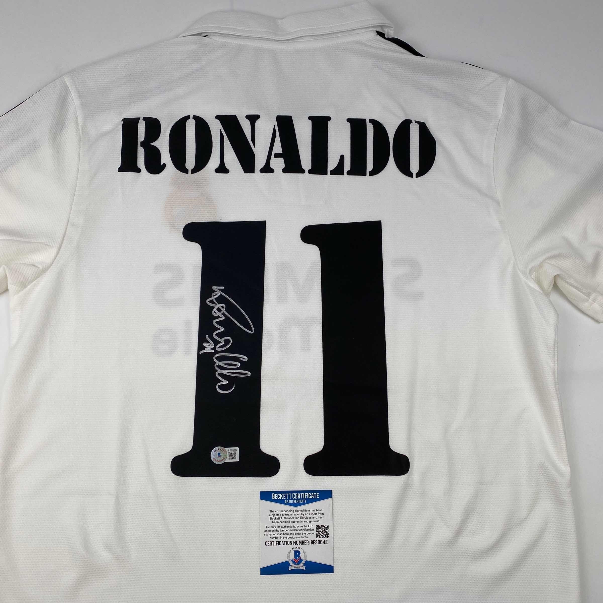 Autographed/Signed Ronaldo Nazario Real Madrid White Soccer Jersey Beckett BAS COA