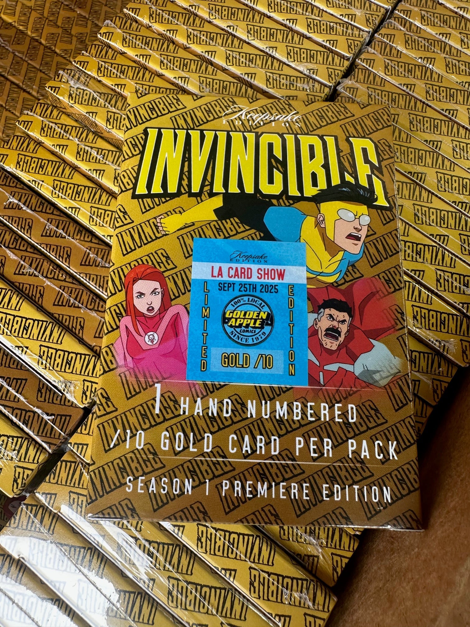 Invincible Season 1 2025 Keepsake Premiere Trading Cards Golden Apple