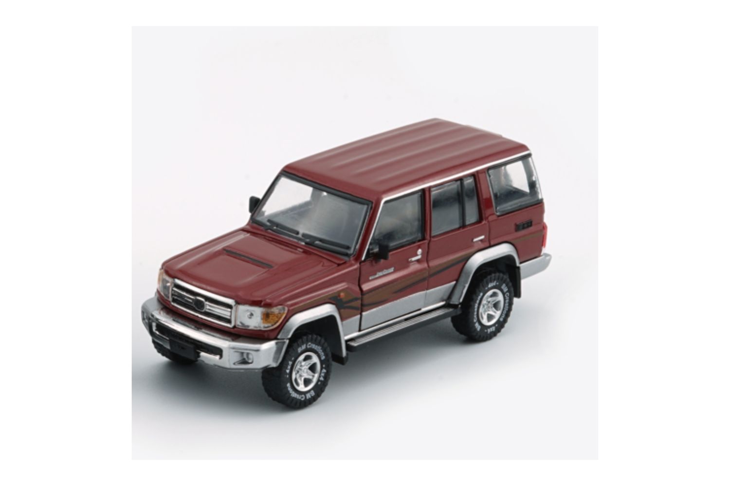 BM Creations Toyota Land Cruiser LC76 Dark Red / Dark Grey - RHD 1:64