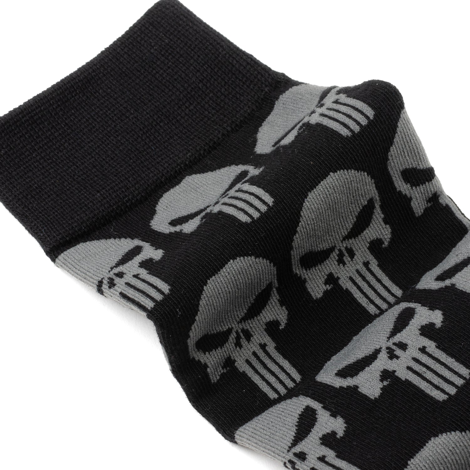 Marvel Punisher Black Socks and Silver Lapel Pin Gift Set