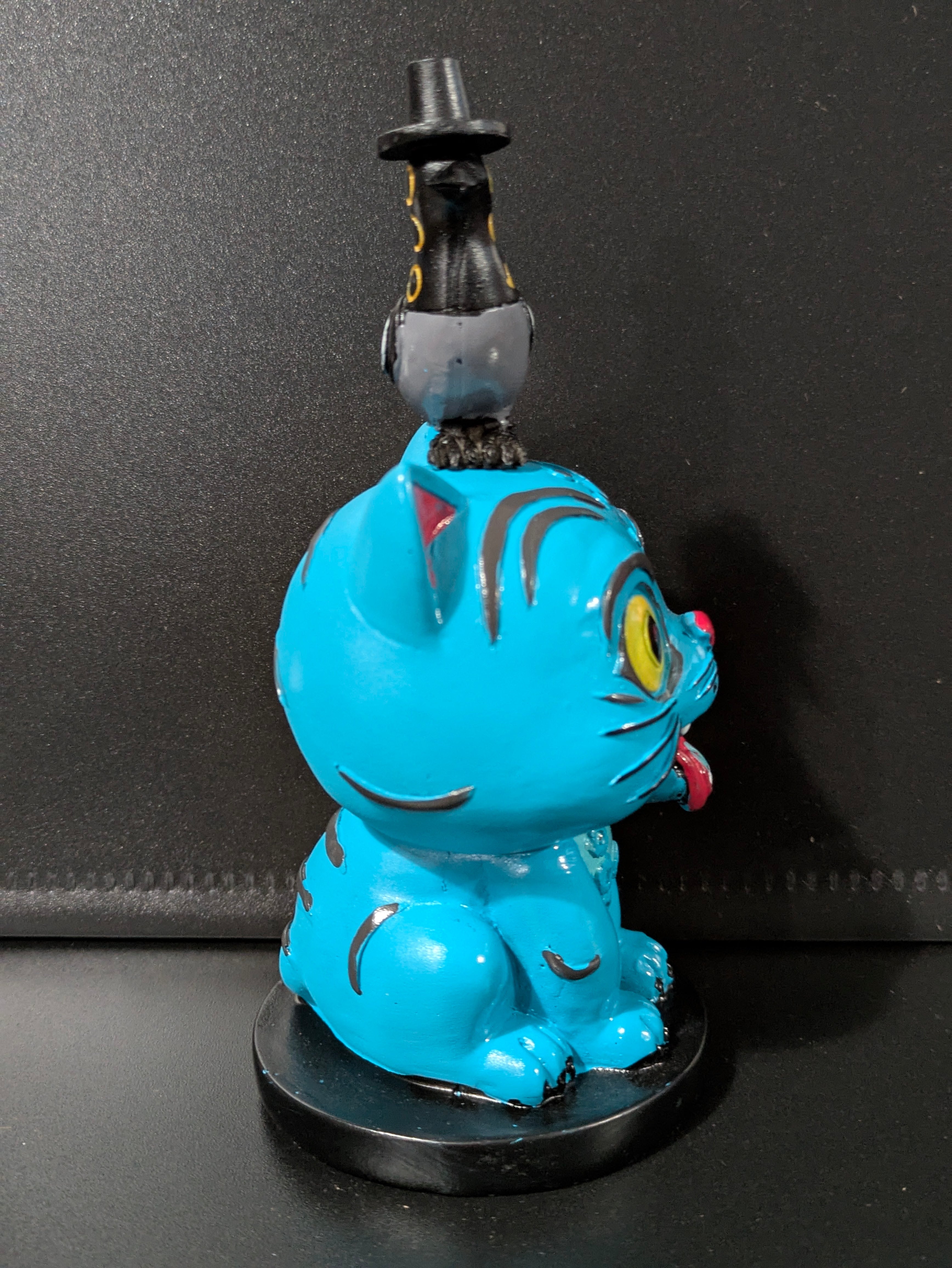 K-Pop Demon Hunters – Derpy & Sussie Hand-Painted Figure