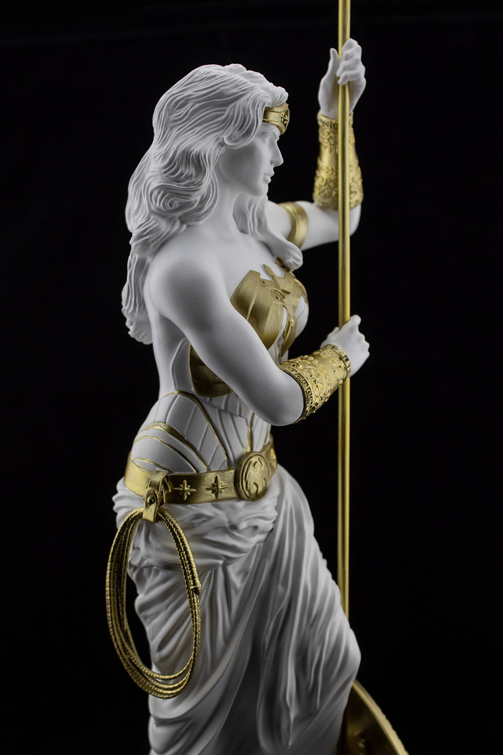 Wonder Woman: Princess of Themyscira Statue