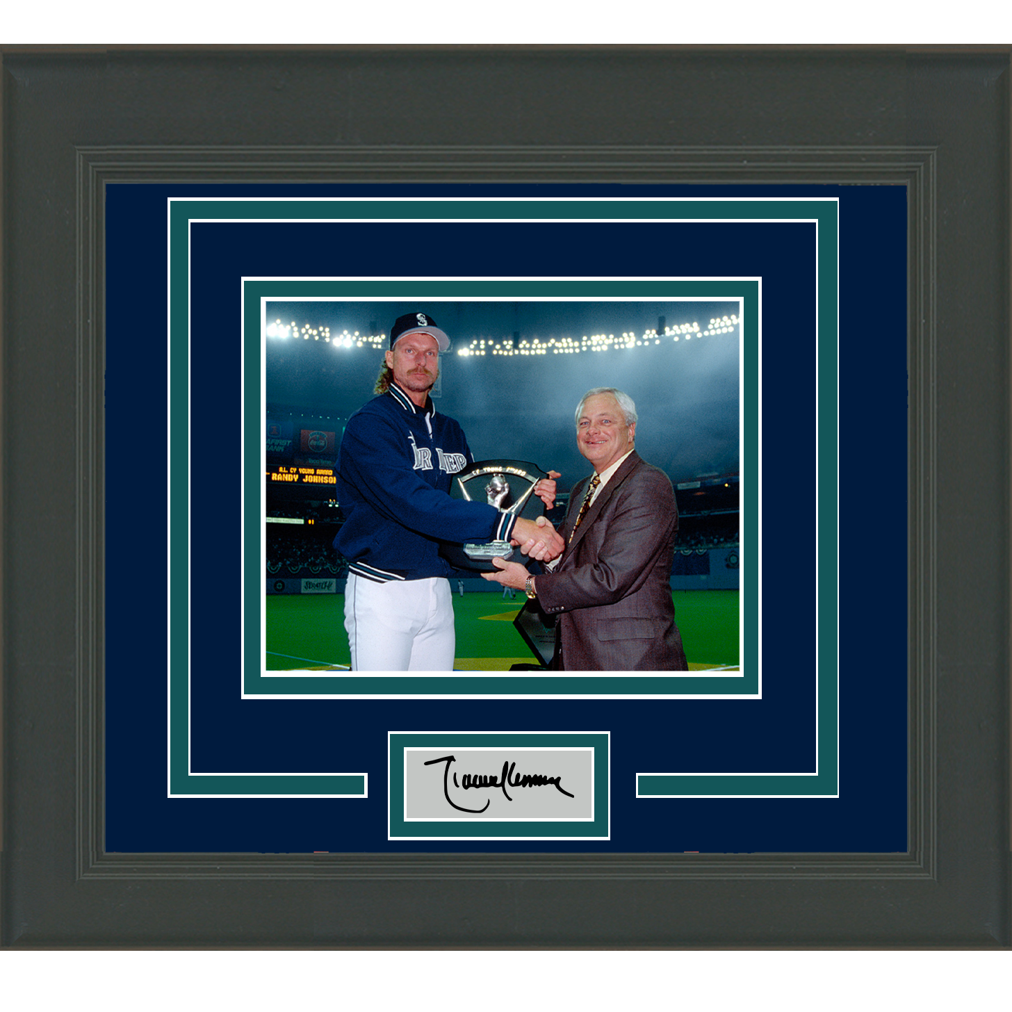 Framed Randy Johnson Cy Young Facsimile Laser Engraved Signature Auto Arizona Diamondbacks 11x14 Baseball Photo