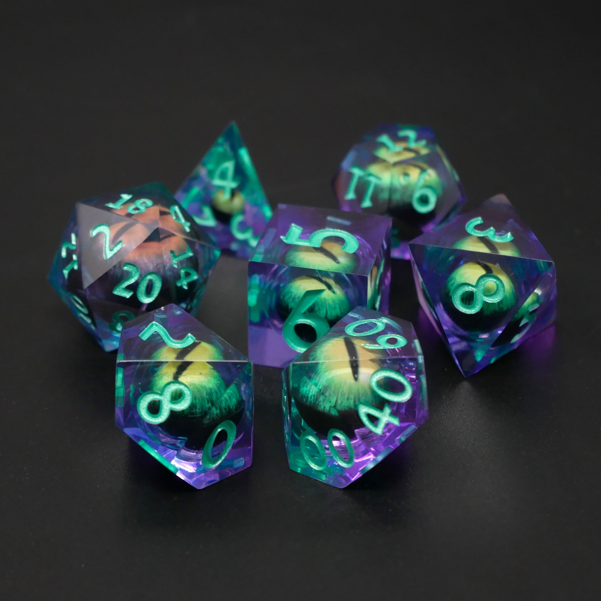 Remorhaz's Eye | 7 Piece Moving Eye DnD Dice Set | Acrylic RPG Gaming Dice
