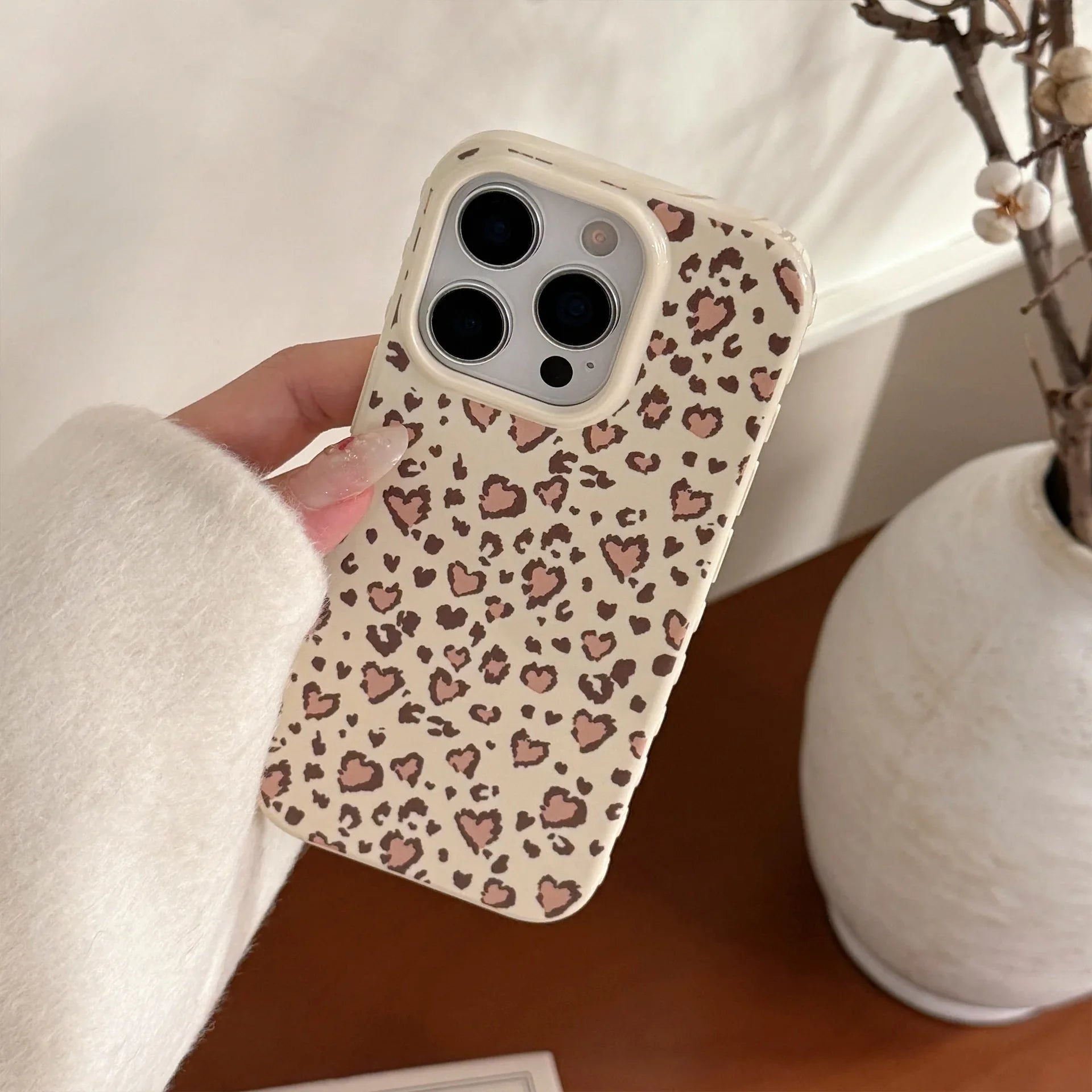 Stylish Retro Leopard Print Love Heart Soft Phone Case For iPhone