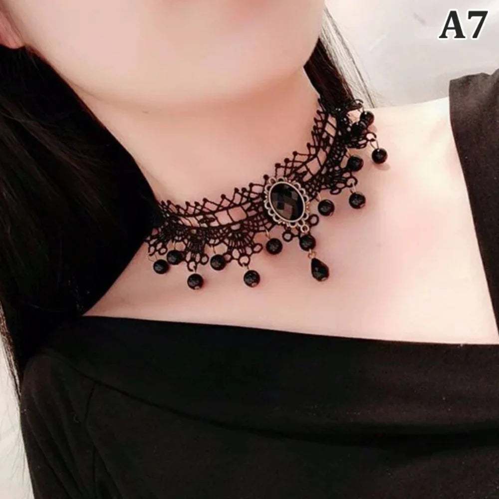 Gothic Vintage Chocker Necklace