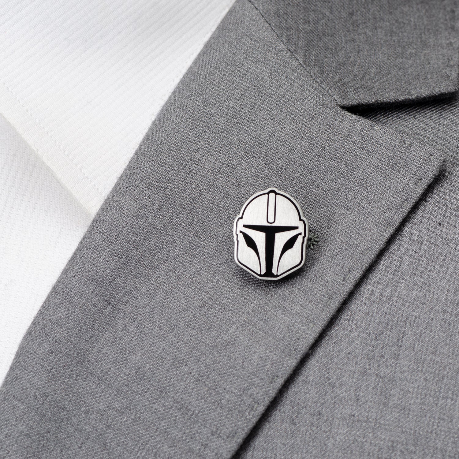 Star Wars Mandalorian Lapel Pin