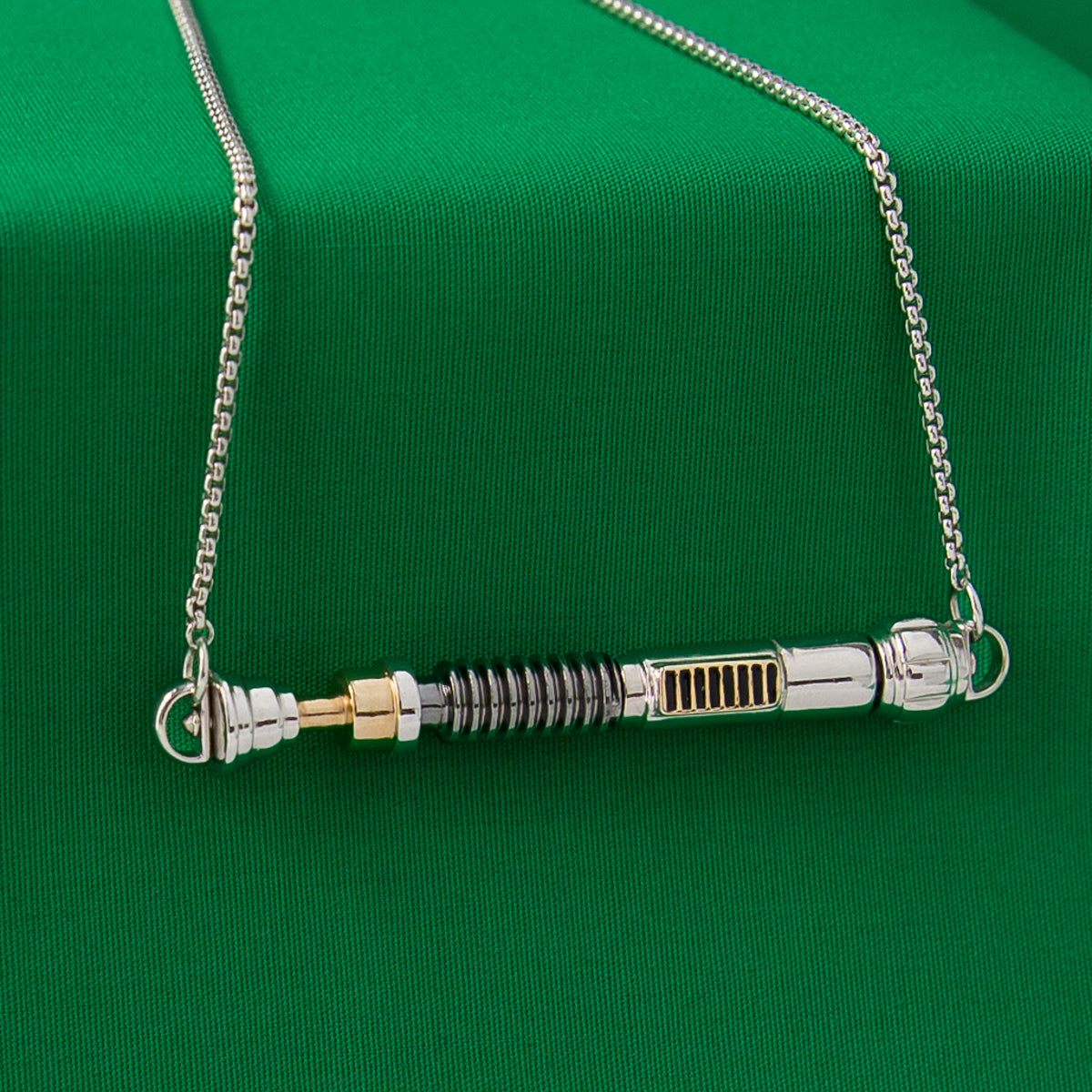 Star Wars X RockLove LIGHTSABER WORKSHOP Luke Skywalker Lightsaber Necklace