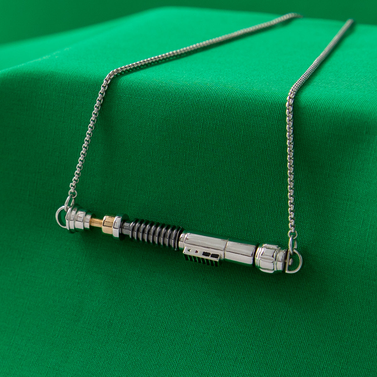 Star Wars X RockLove LIGHTSABER WORKSHOP Luke Skywalker Lightsaber Necklace