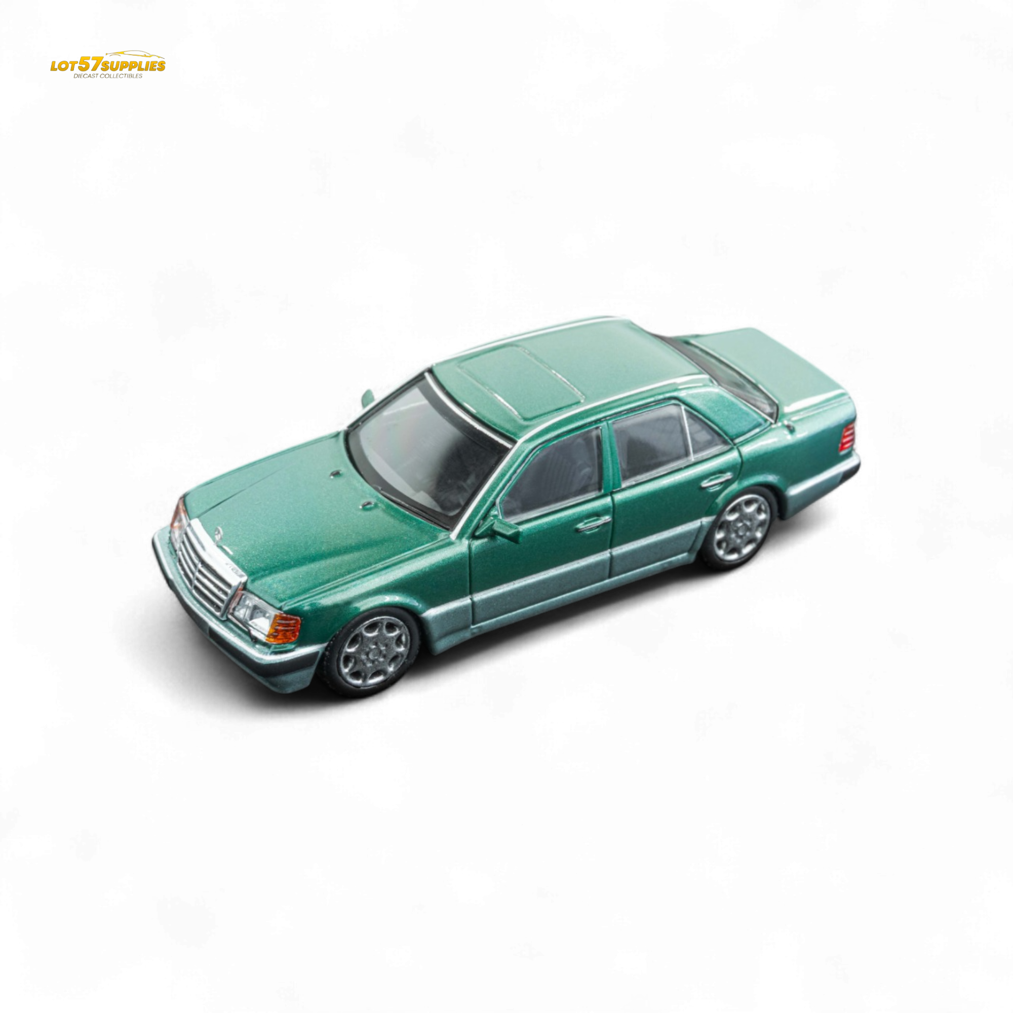 (Pre-Order) DCM 1/64 Benz 500E - Emerald 1/64
