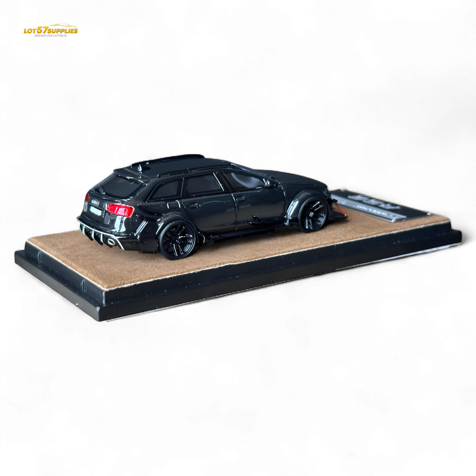Qidian Model Audi RS6 Avant (C7) Crock Station wagon DTM Wide-Body Modified - Black 1/64