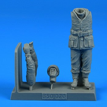 Aerobonus 350020 1/35 WWII HMS X-Craft Submarine British Sailor #3 for Merit