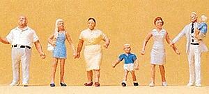 Preiser 10284 HO Scale Pedestrians -- Krause Family Walking