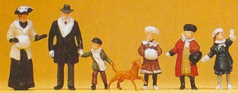 Preiser 12184 HO Scale 1900s Figures -- Passers-By Wearing Winter Clothes