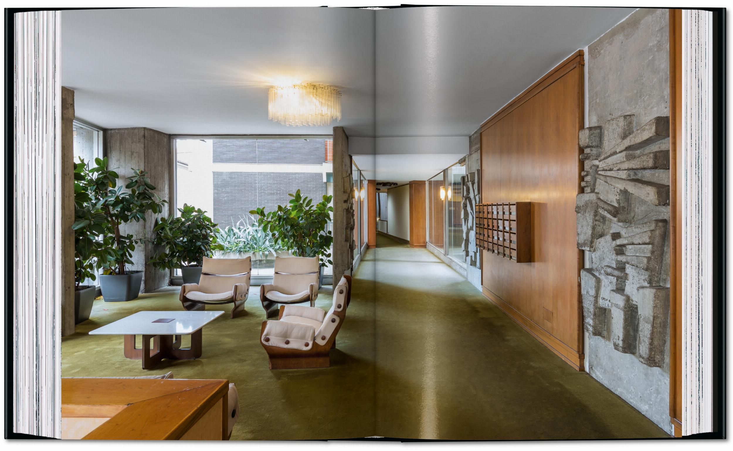 Entryways of Milan. Ingressi di Milano. 45th Ed. (English, Italian)