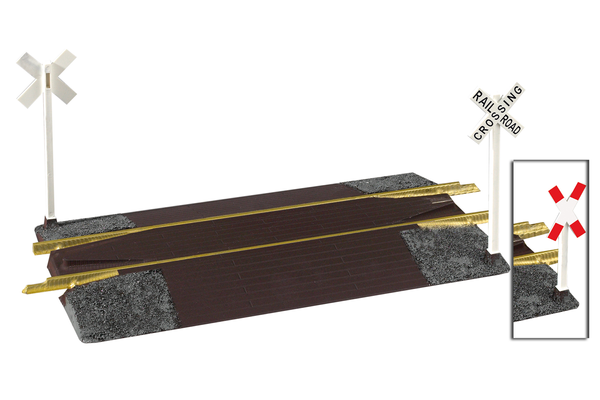 PIKO 35281 G Scale Rerailer/Grade Crossing with Track