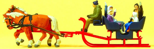 Preiser 30420 HO Scale Tourists in Sleigh Sleigh w/Driver, Passengers & 2 Horses