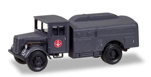 Herpa 746335 1/87 Scale Mercedes-Benz 3000 Tanker Truck High Quality