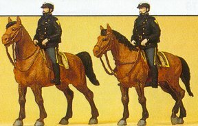 Preiser 10397 HO Scale Police Mounted On Horseback Police in Modern Uniform (2)