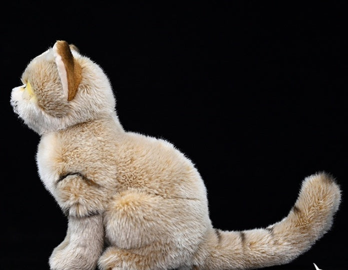 Plush Dune Cat Toy – Soft Squat Stuffed Animal Doll