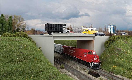 Walthers Cornerstone 933-4566 HO Scale Modern Concrete Highway Overpass -- Kit