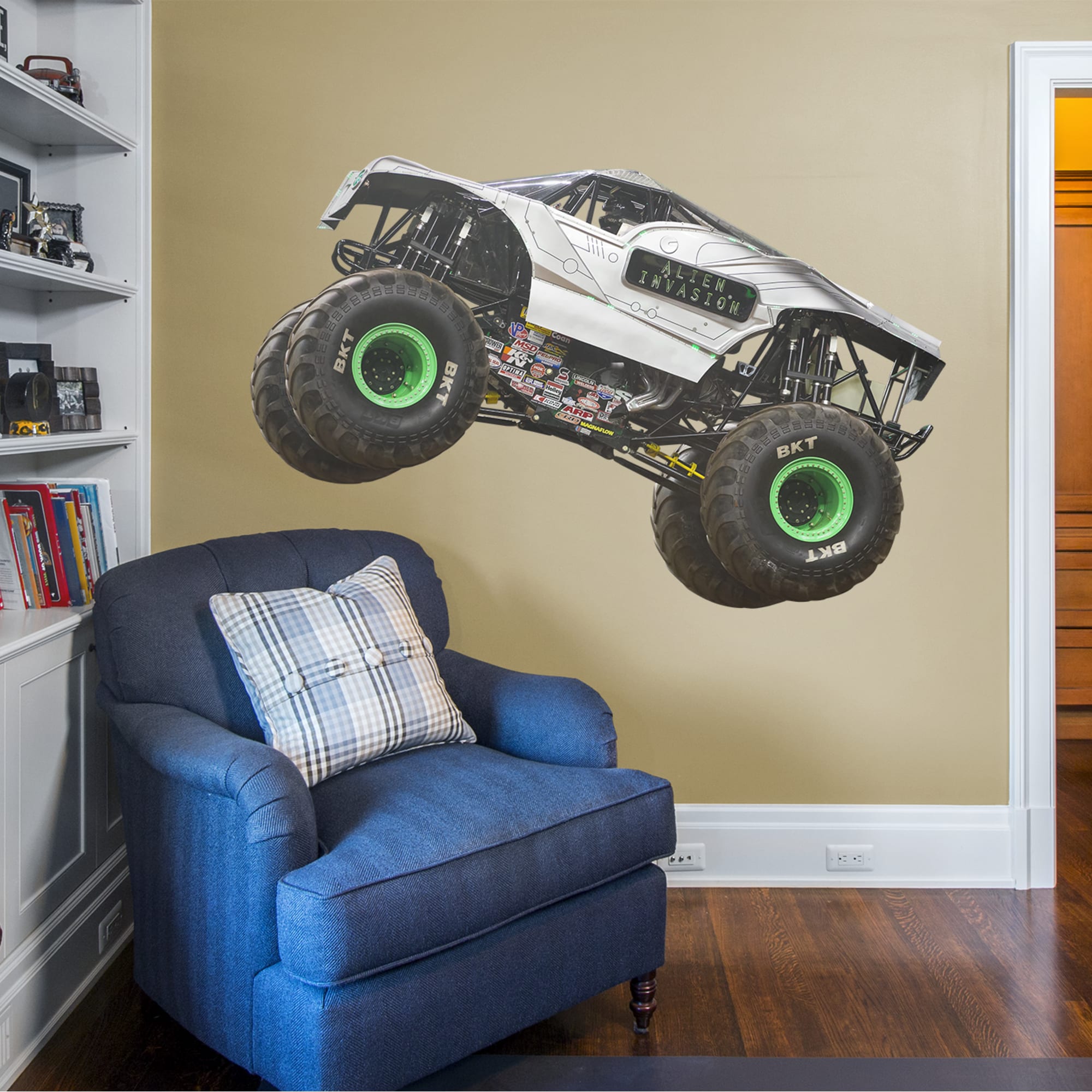 Alien Invasion - RealBig Collection - Official Monster Jam - Reusable Vinyl Wall Decals