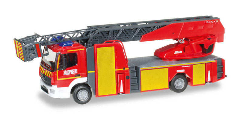 Herpa 95679 1/87 Scale Fire Service - Mercedes Atego Turntable Truck Fire