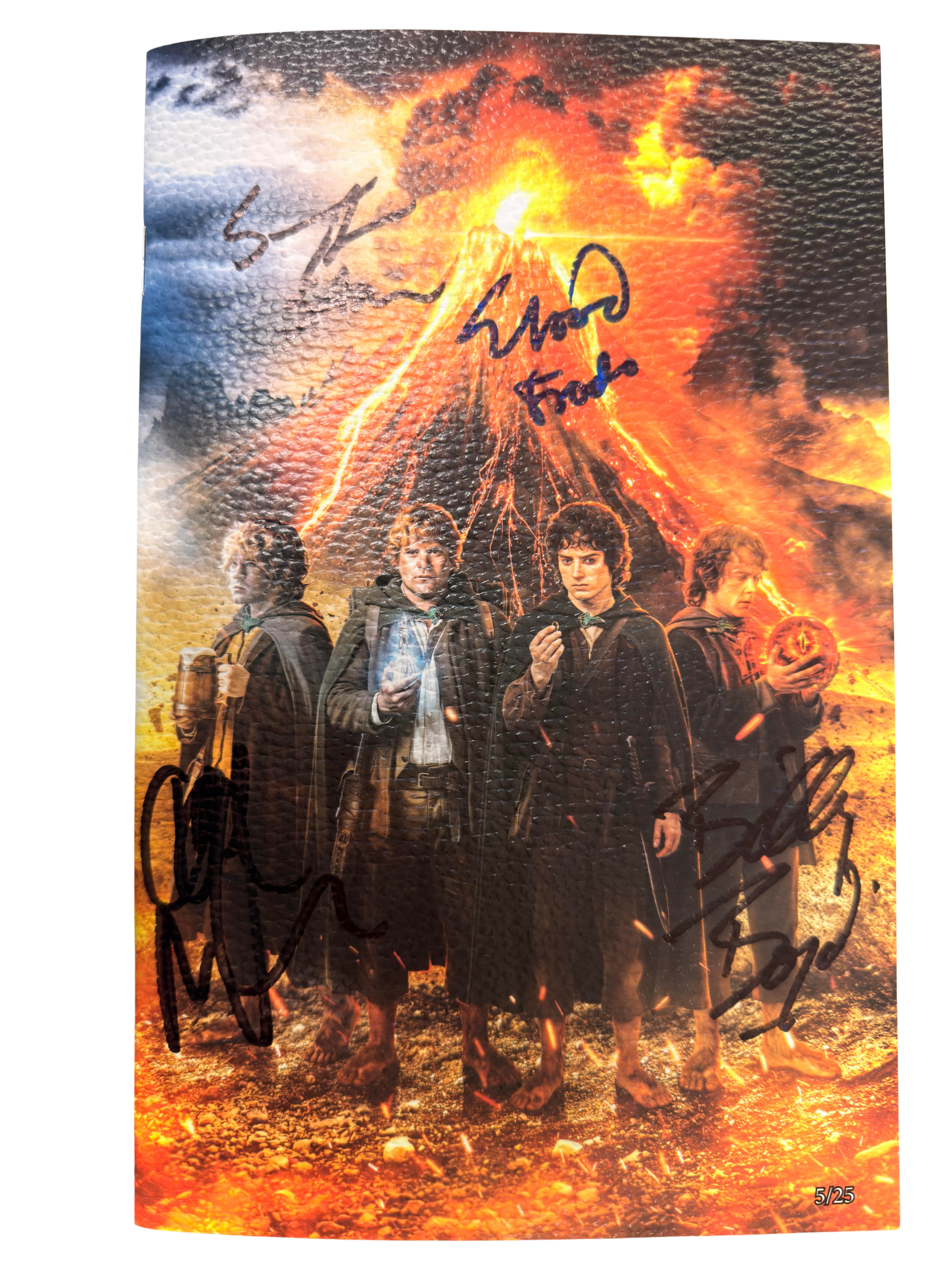 Fan Expo Chicago Lord of the Rings Exclusive Signed by Elijah, Sean, Dominic & Billy