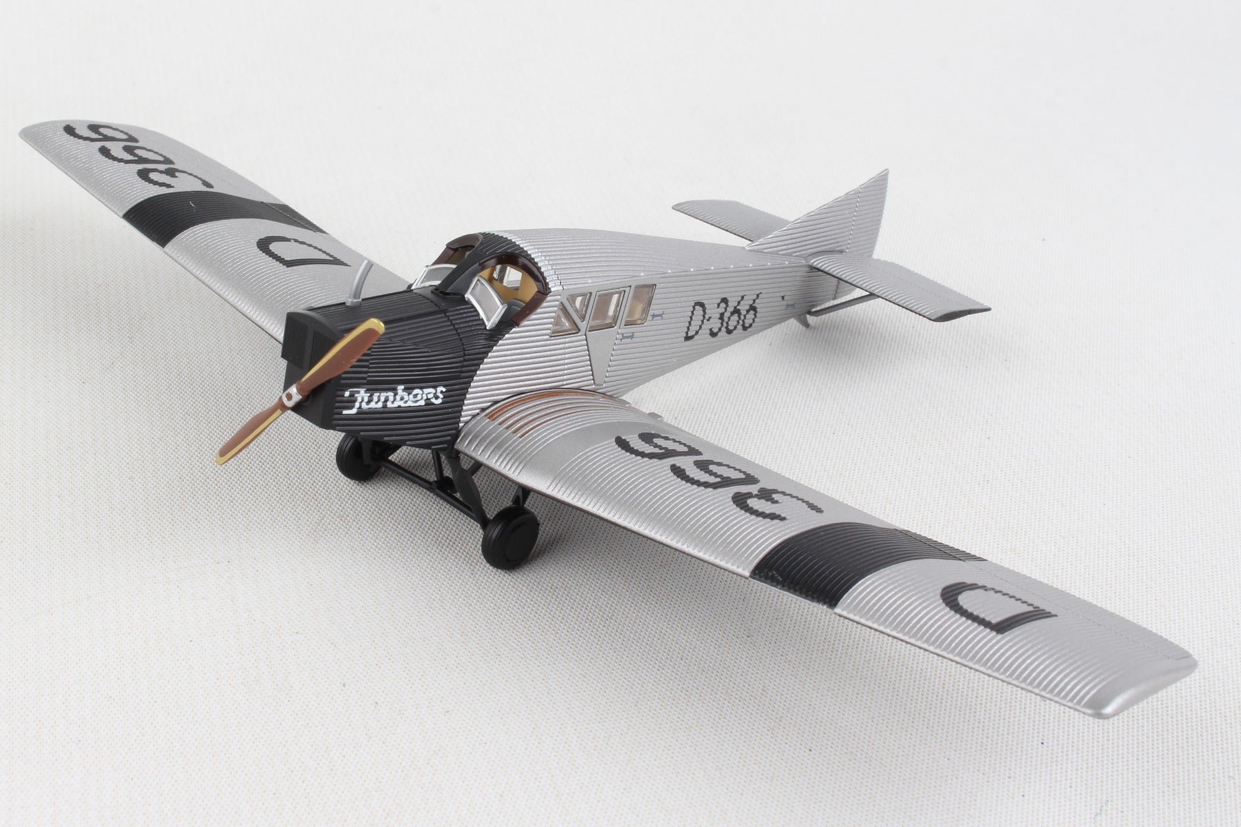 Herpa Wings HE019378 Deutsches Museum Juf13 1/87