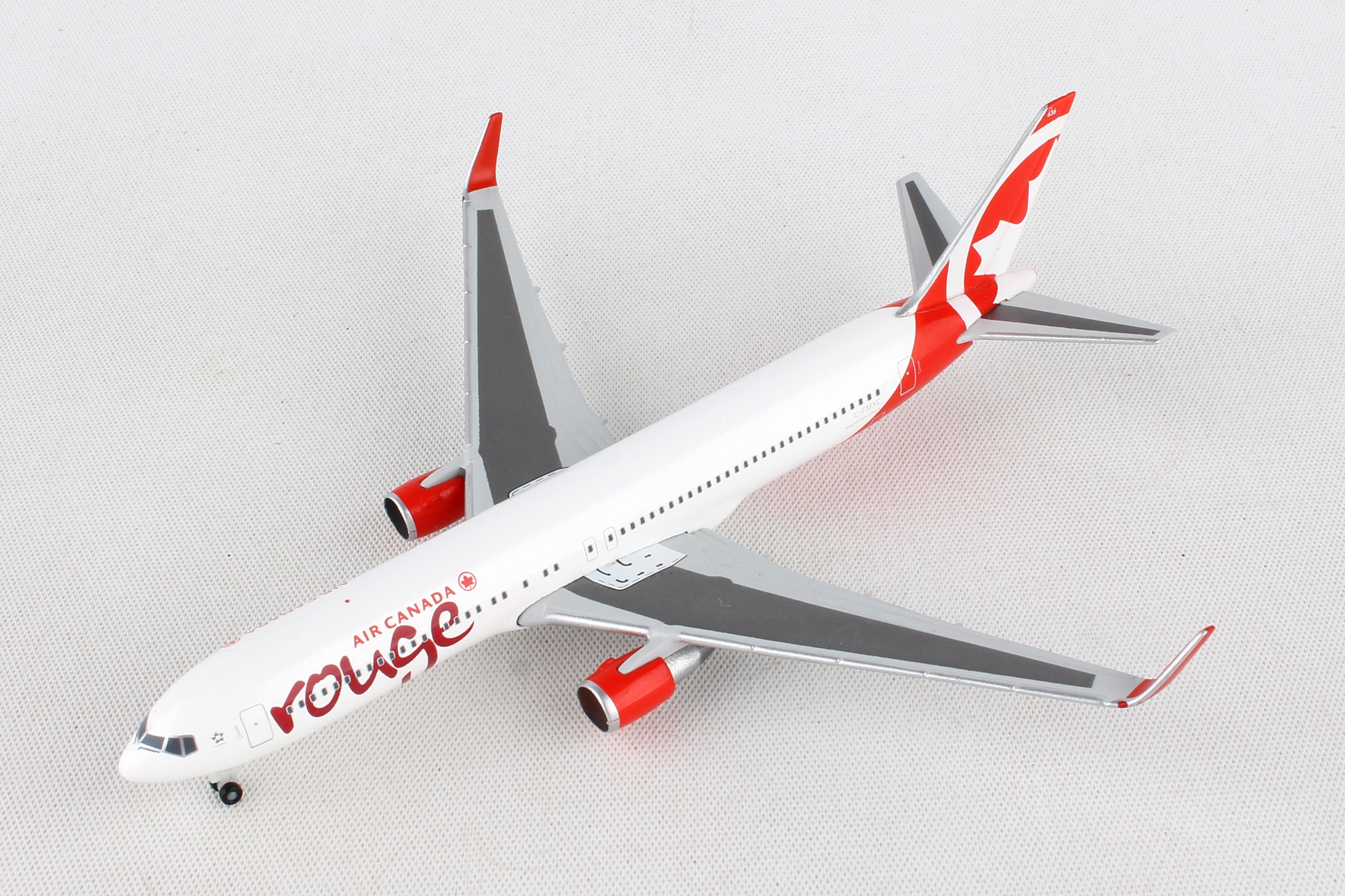 Herpa Wings HE524230-001 Air Canada Rouge 767-300 1/500
