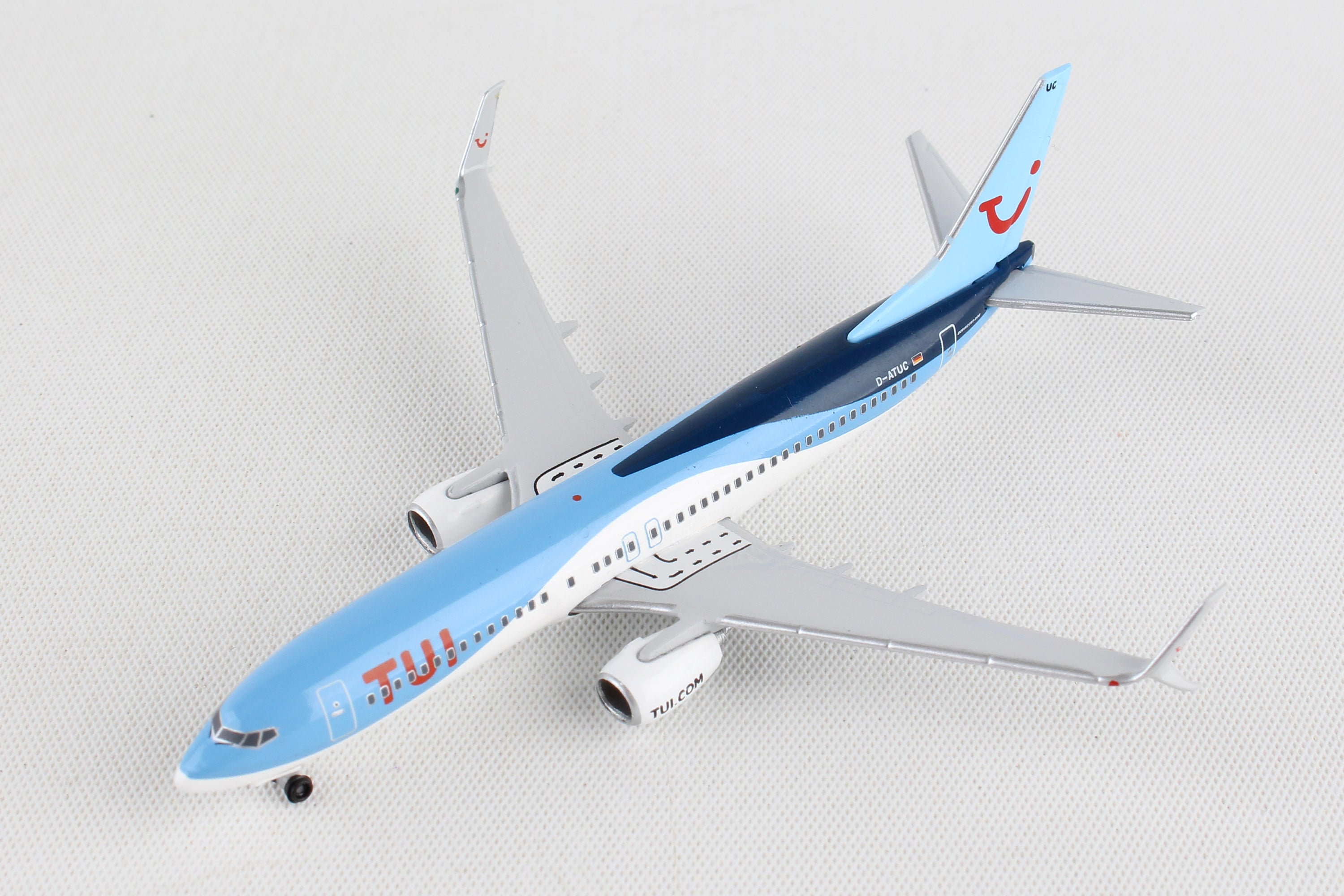 Herpa Wings HE526692-002 Tuifly 737-800 1/500 Deutchland Reg#D-Atuc