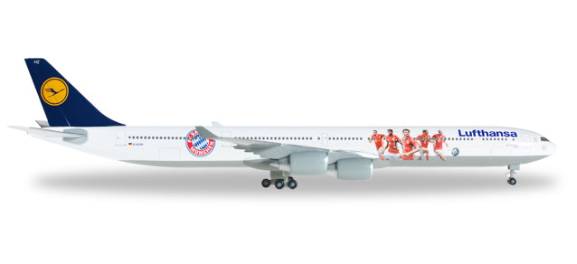 Herpa Wings HE529747 Lufthansa A340-600 1/500 Fc Bayern Audi Summer Tour 16
