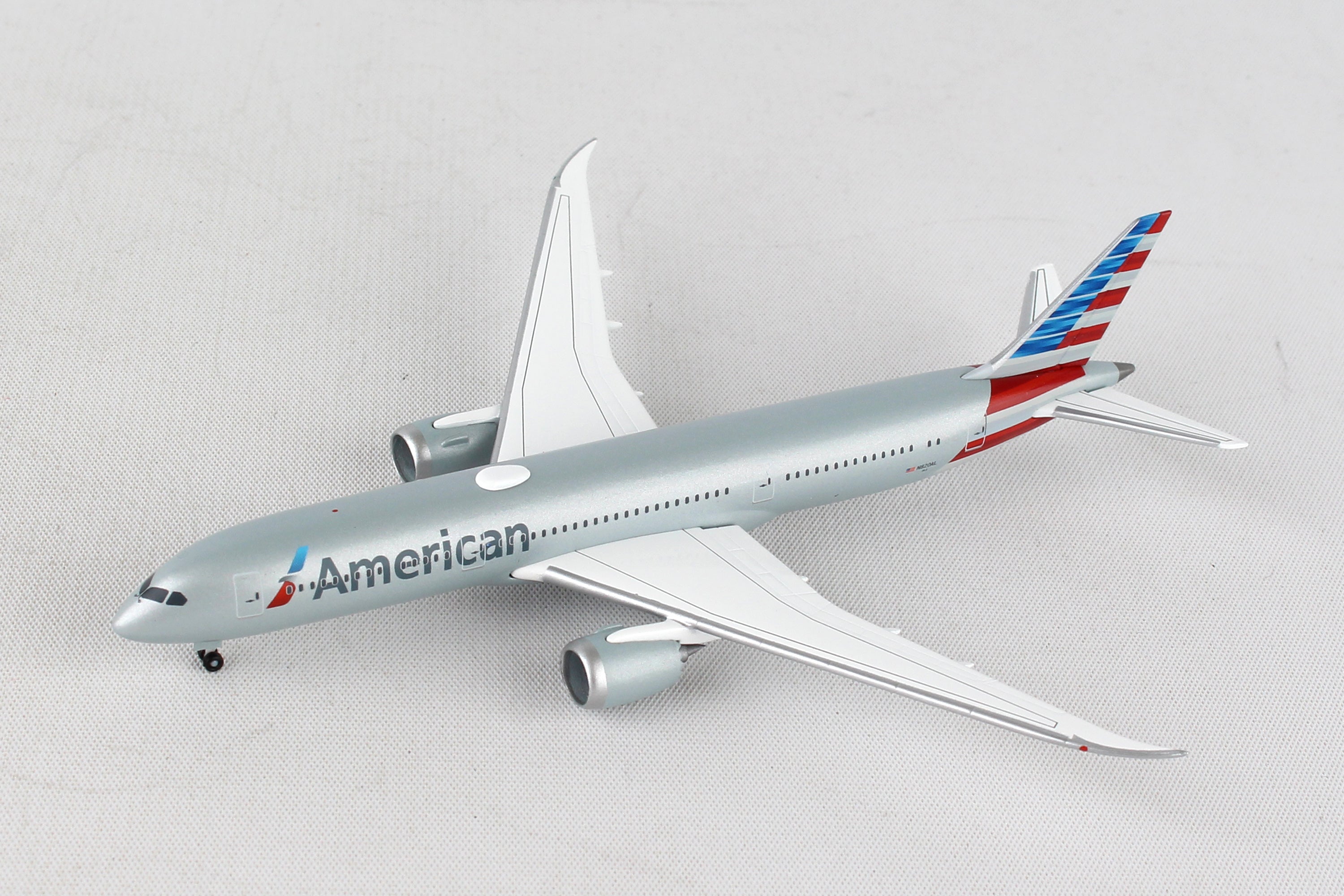 Herpa Wings HE530422 American 787-9 1/500