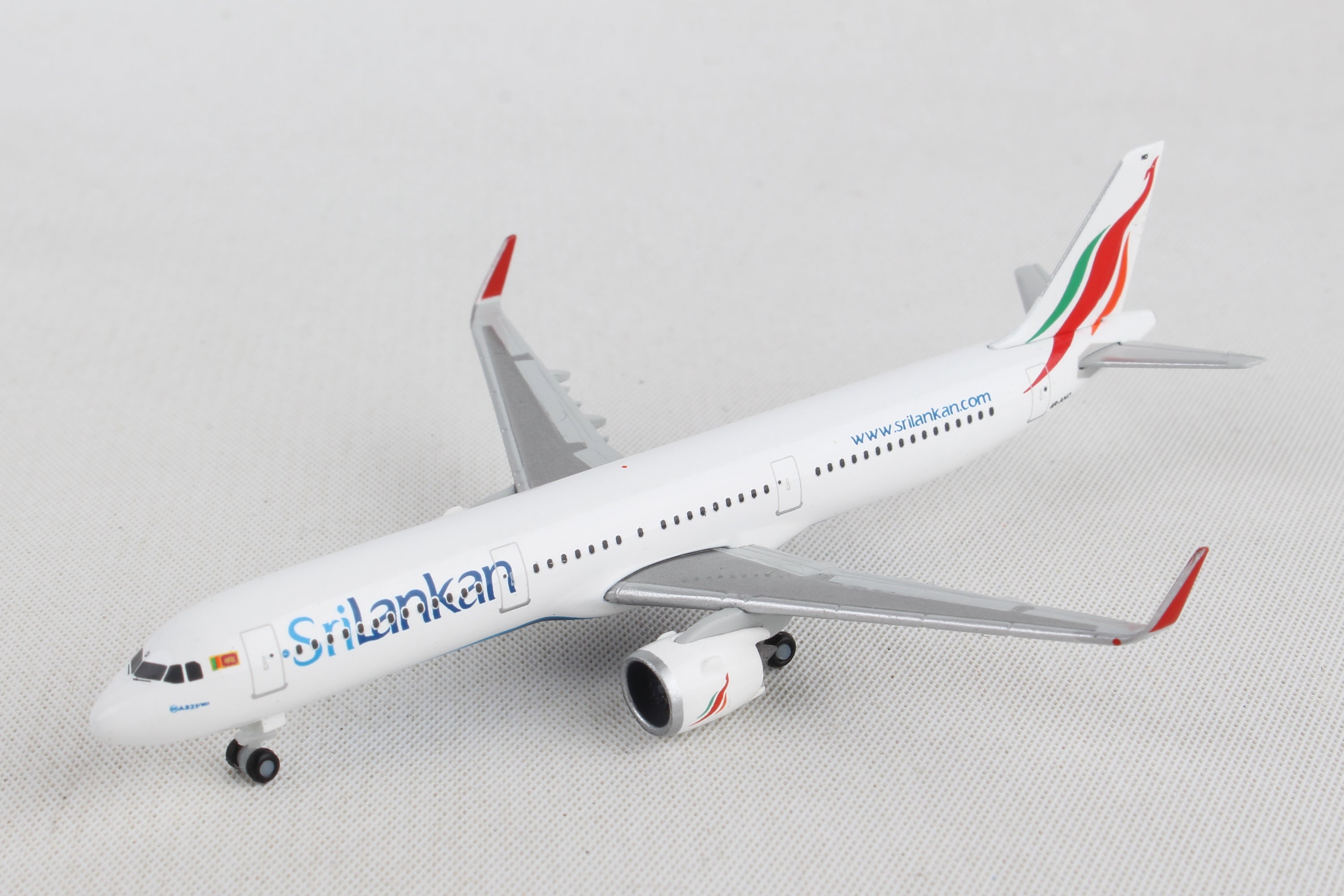 Herpa Wings HE532884 Srilankan A321Neo 1/500