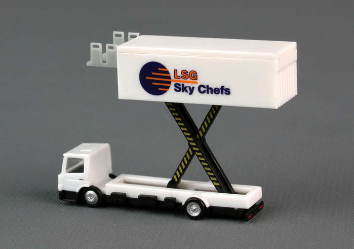 Herpa Wings HE550987 Catering Truck Blank 1/200