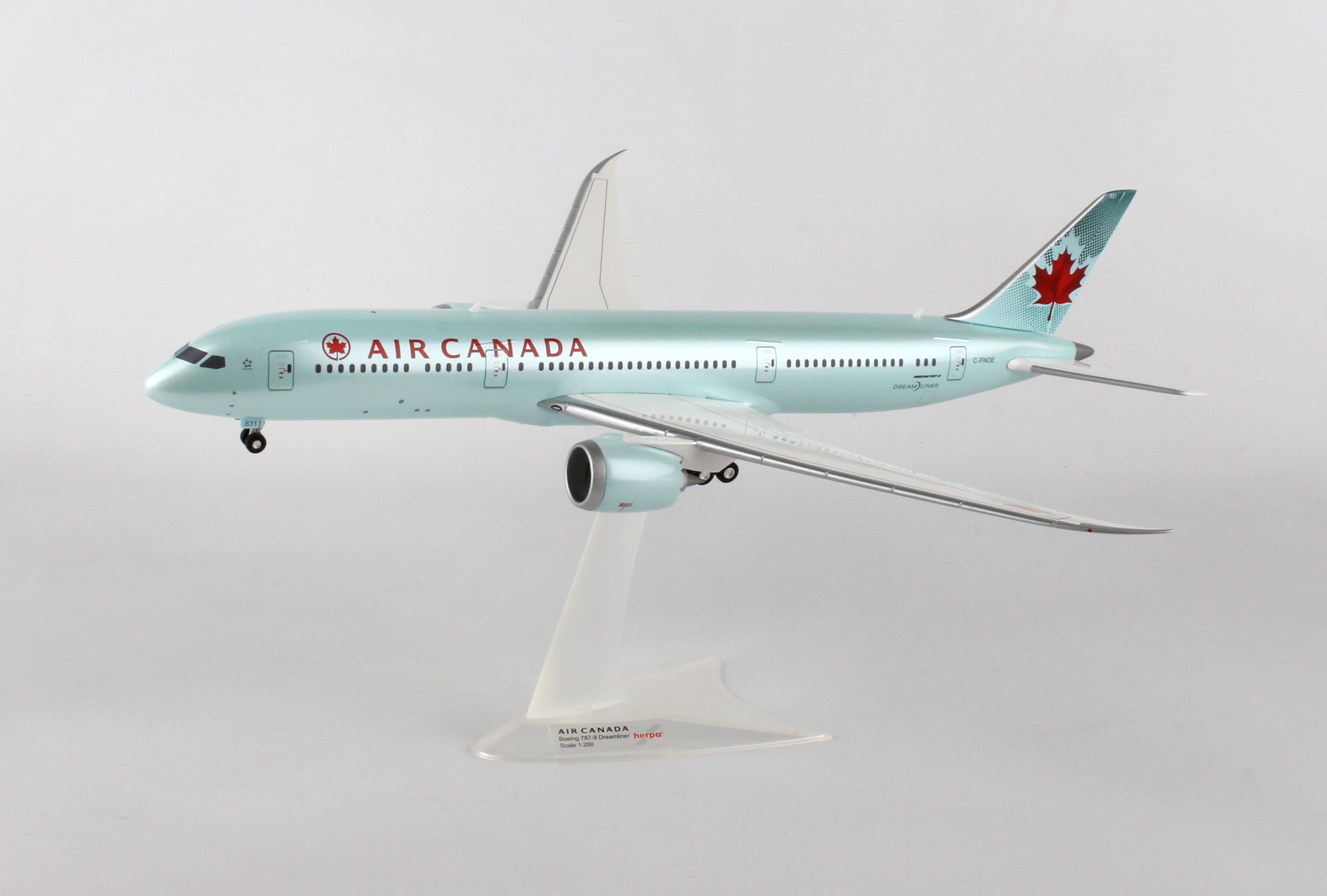 Herpa Wings HE557610 Air Canada 787-9 1/200 Old Livery