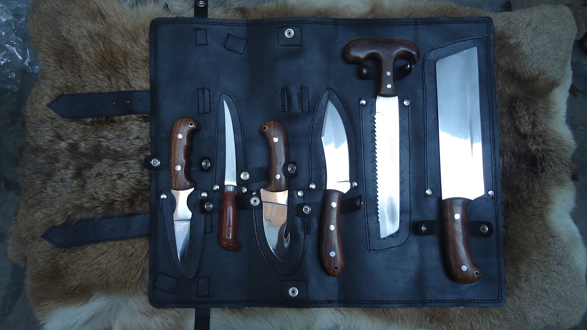 Game Processing Kit – 6-Piece Rosewood Handle Knife Set with Leather Roll