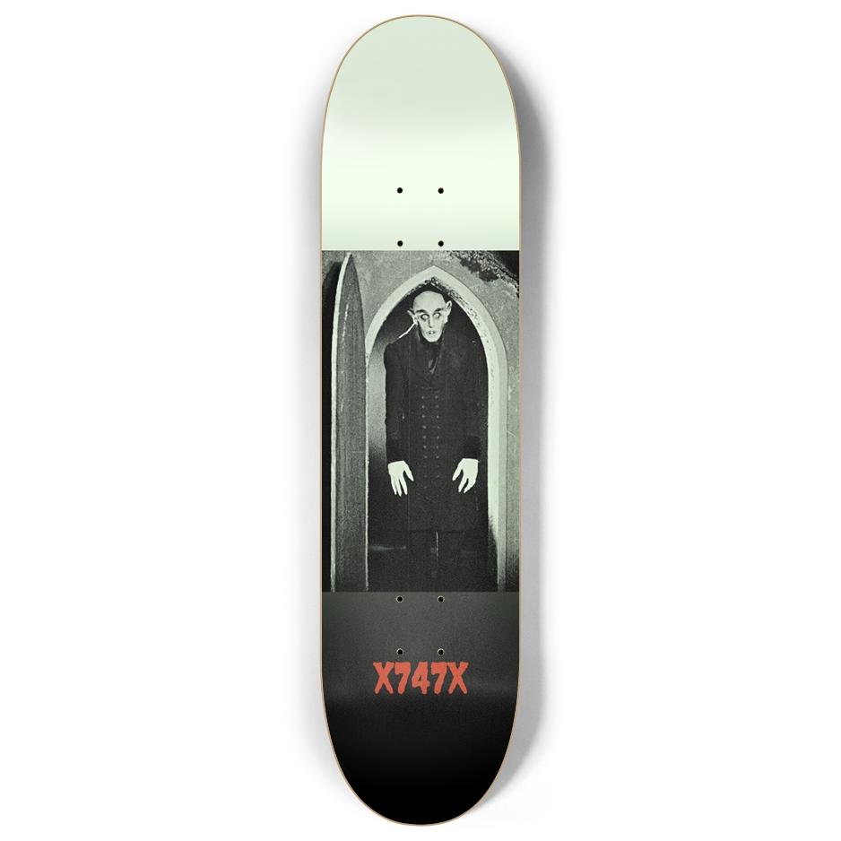 X747X NOSFERATU (GLOW IN THE DARK)