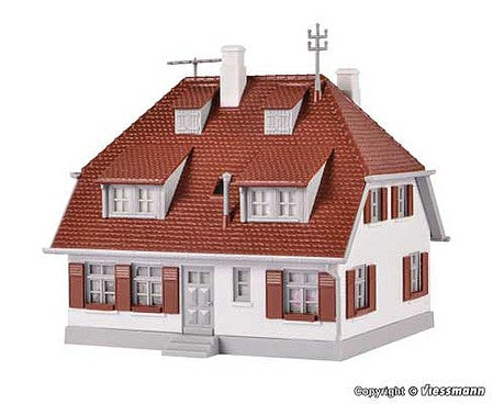 Kibri 38725 HO Scale Bergwald Single-Family House -- Kit - 3-15/16 x 3-9/16 x 1-5/16" 10 x 9 x 11cm