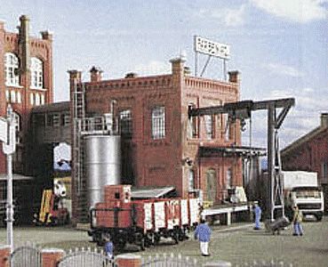 Kibri 39813 HO Scale Factory w/Annex -- 28 x 17 x 16cm