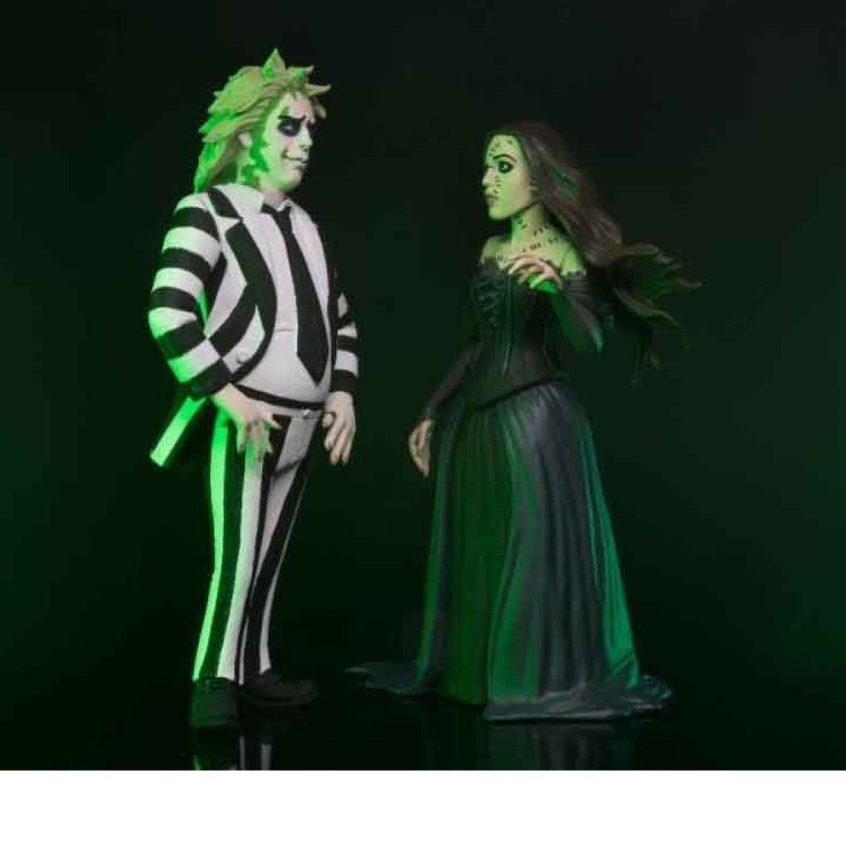 NECA Beetlejuice 2 Toony Terrors Beetlejuice & Delores 6-Inch 2-Pack Action Figures