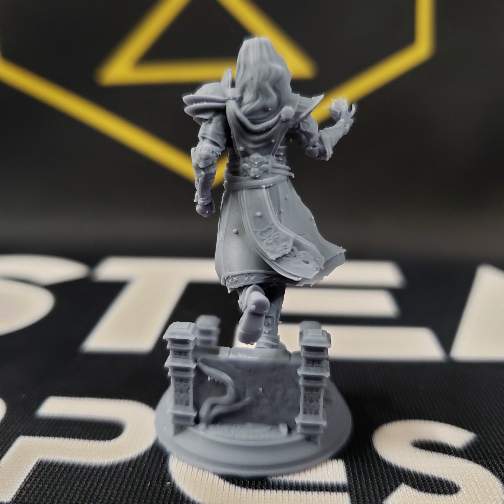 Orthis, Psionic Master (Male Human Wizard)