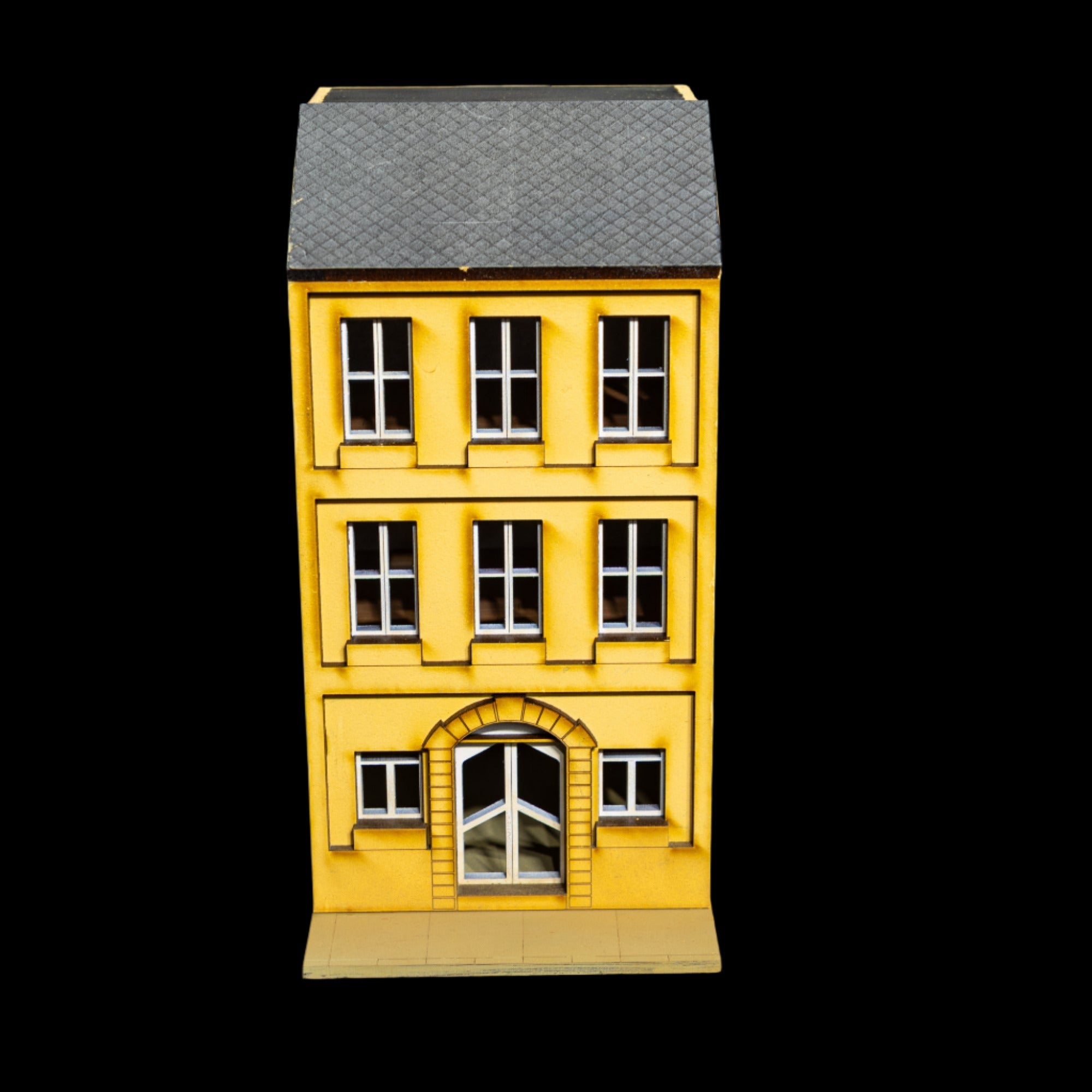 28mm European Building - 28MPNT513 (Painted and Assembled)