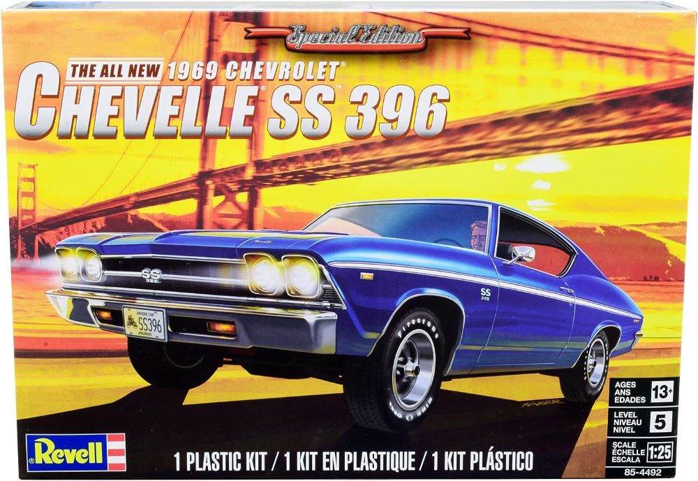 Revell Monogram 4492 1/25 1969 Chevy Chevelle SS396 w/Firestone Tires